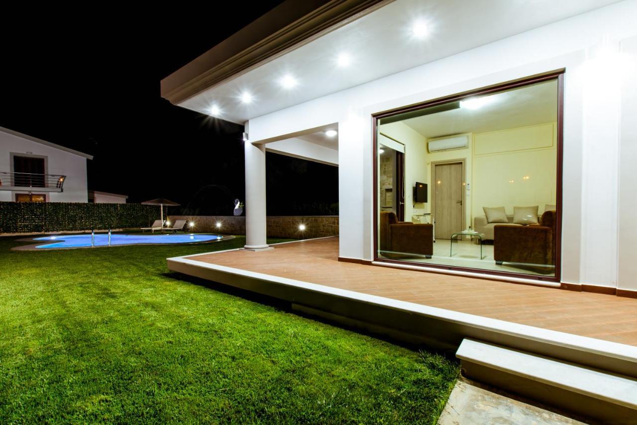 Chania Oasis With Heated Pool Екстер'єр фото