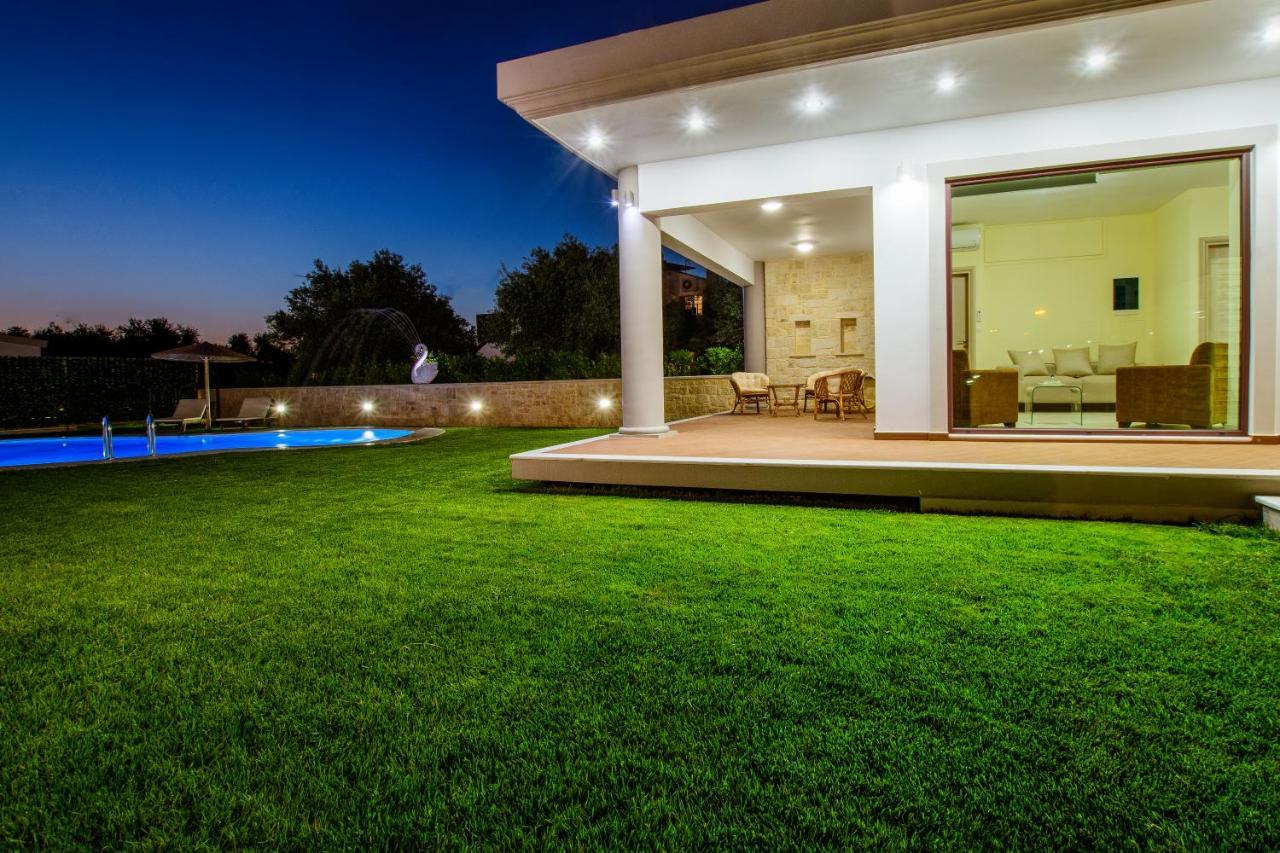 Chania Oasis With Heated Pool Екстер'єр фото