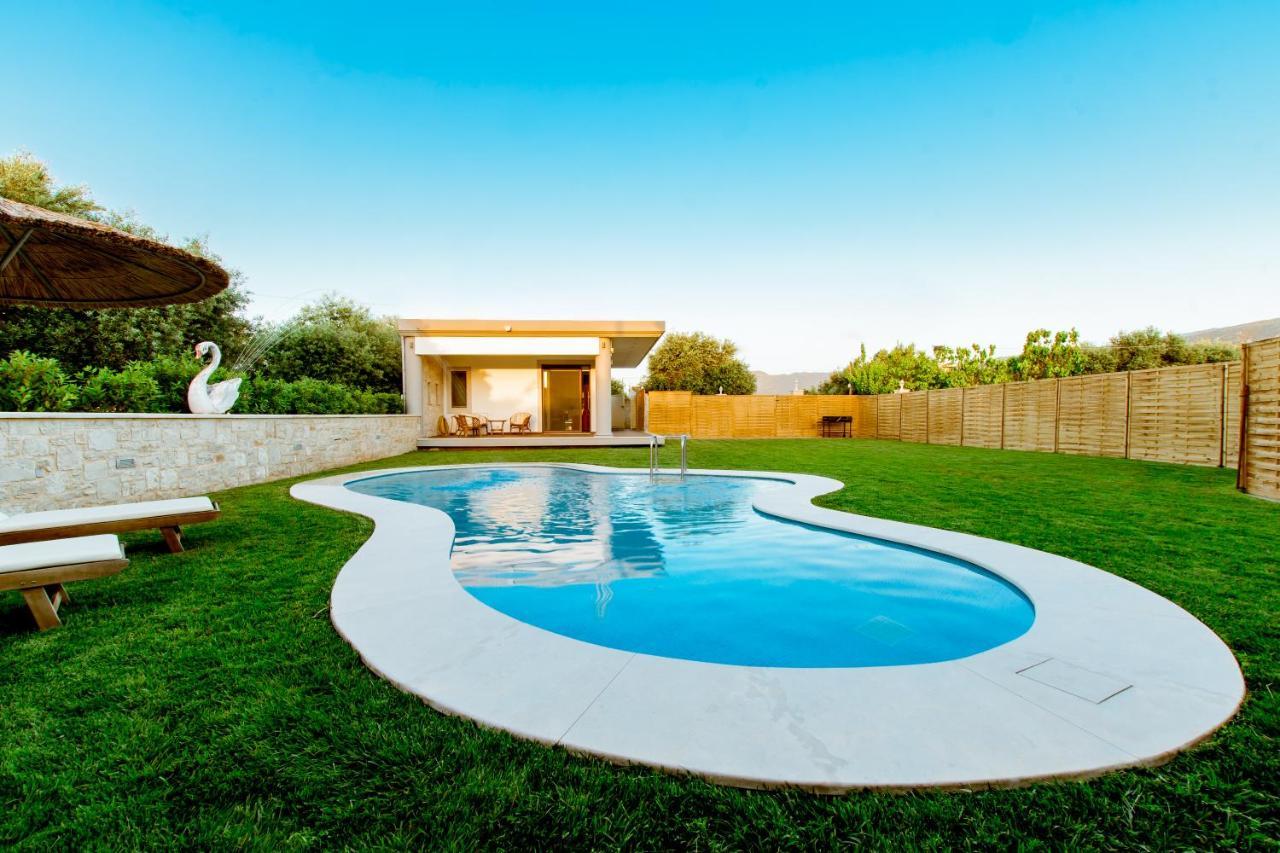 Chania Oasis With Heated Pool Екстер'єр фото